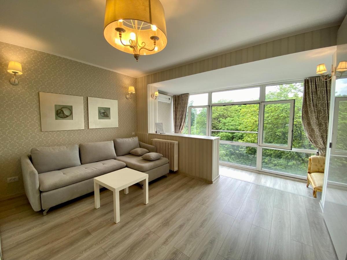 Downtown Studio - Ultra Central With Park View Bucureşti Exterior foto