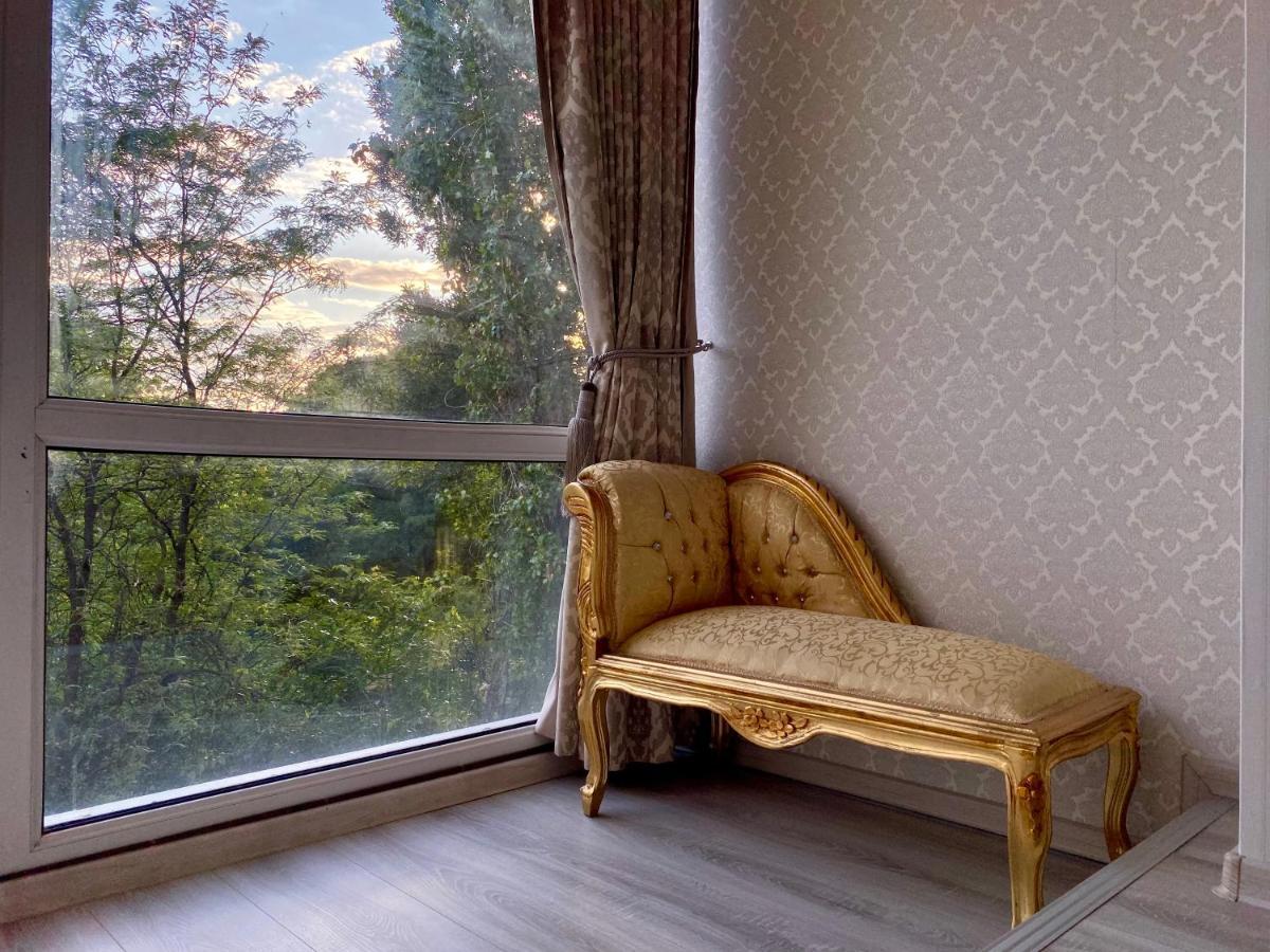Downtown Studio - Ultra Central With Park View Bucureşti Exterior foto
