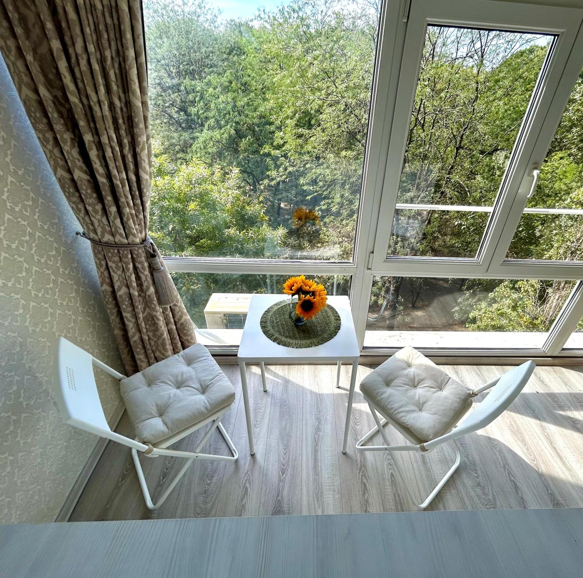 Downtown Studio - Ultra Central With Park View Bucureşti Exterior foto